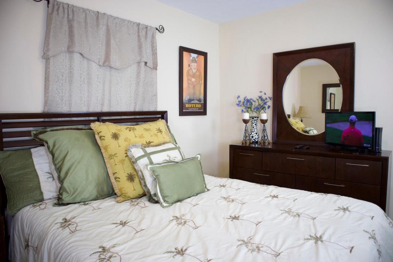 Great Location Near Downtown & Airport Villa Tampa Buitenkant foto