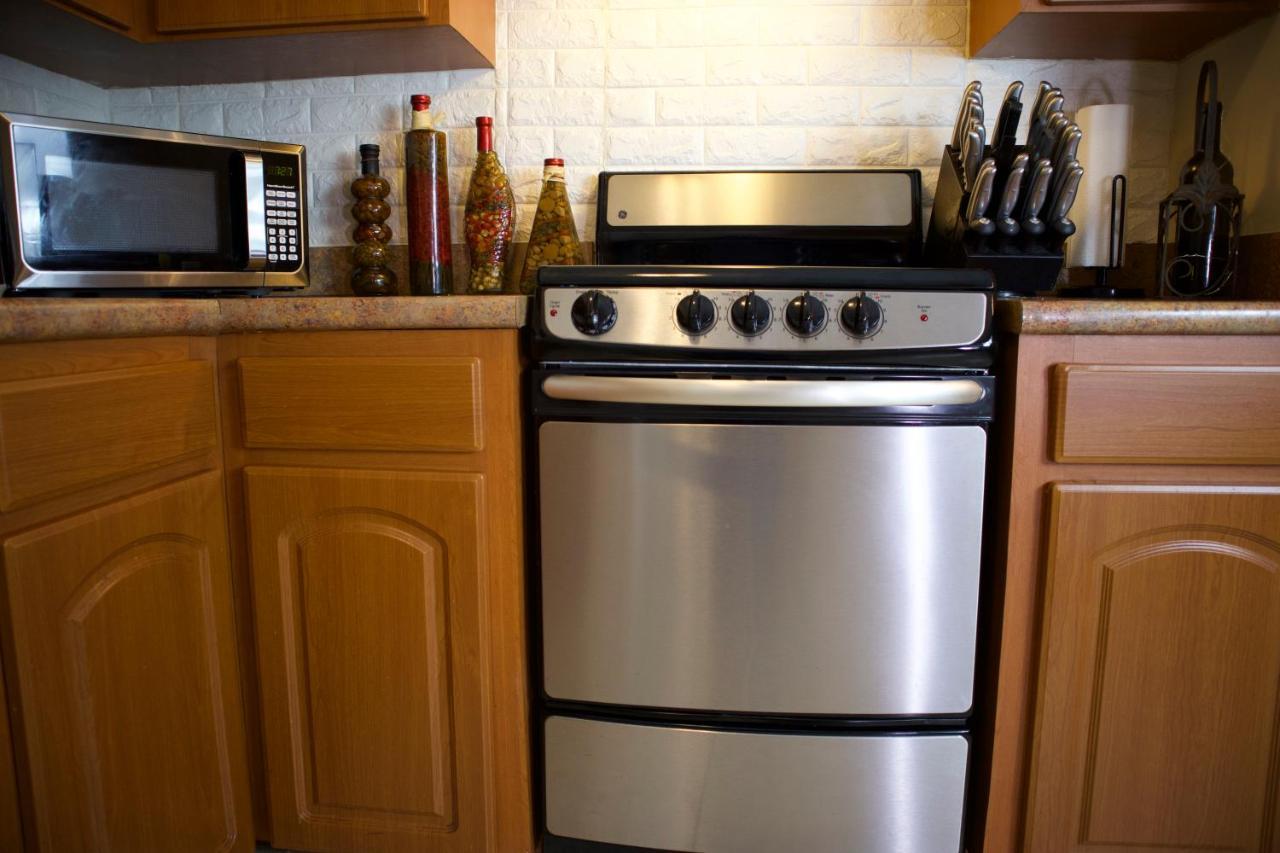 Great Location Near Downtown & Airport Villa Tampa Buitenkant foto