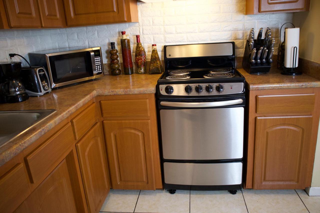 Great Location Near Downtown & Airport Villa Tampa Buitenkant foto